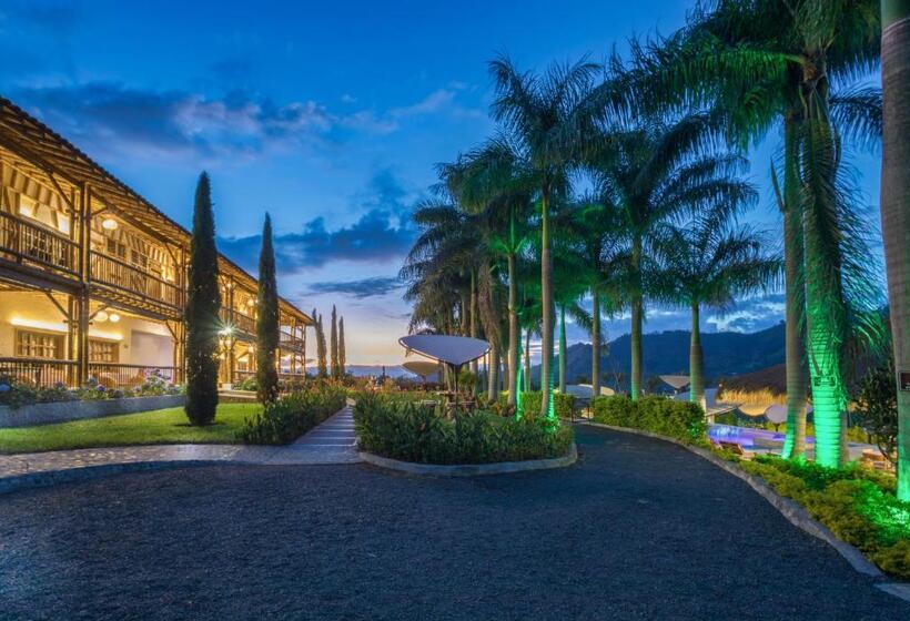 هتل Casa San Carlos Lodge Pereira