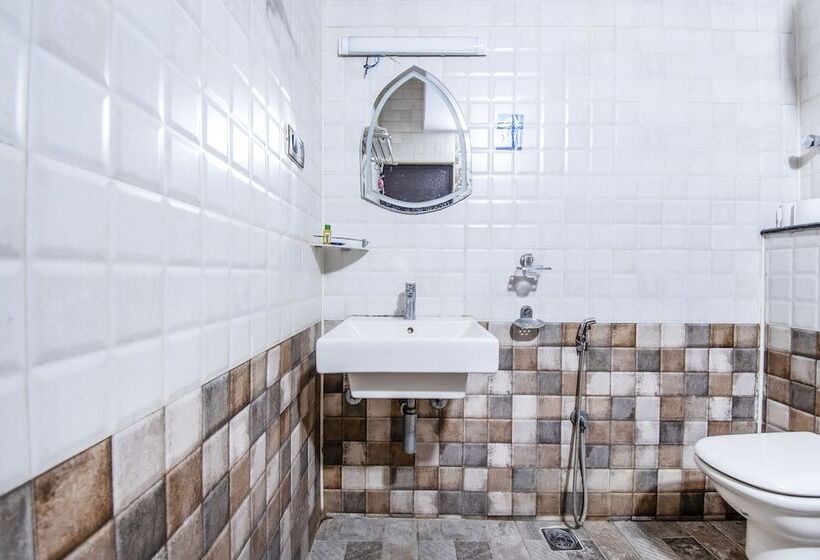 Fabhotel Frazer Suites   Nr Bangalore Cantt Railway Station