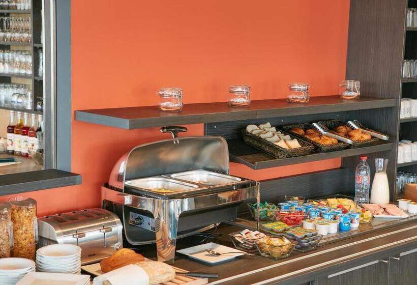 酒店 Kyriad Pontarlier