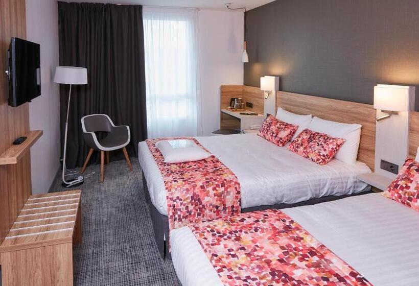 酒店 Kyriad Pontarlier