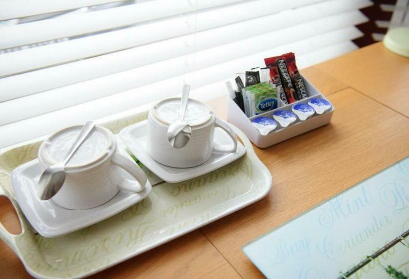 住宿加早餐 The Claremont