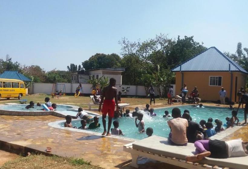 בית מלון כפרי Cashewnut