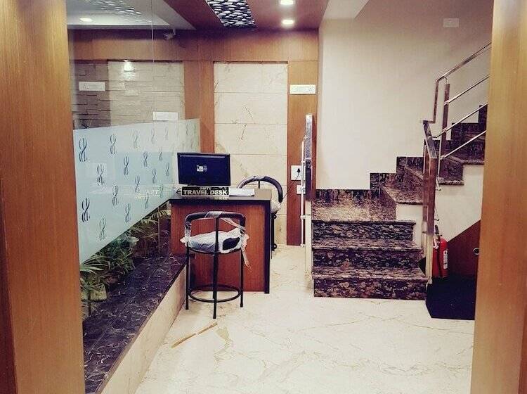 هتل Santhi Bhavan