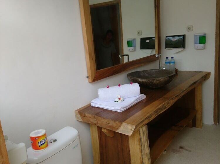 هتل Sari Gili Bungalow