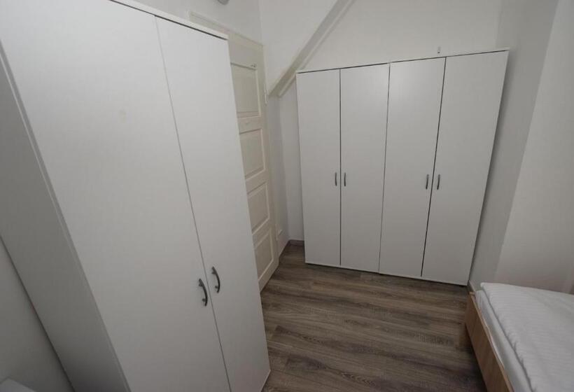 호스텔 Monteurzimmer Kirchheim Teck