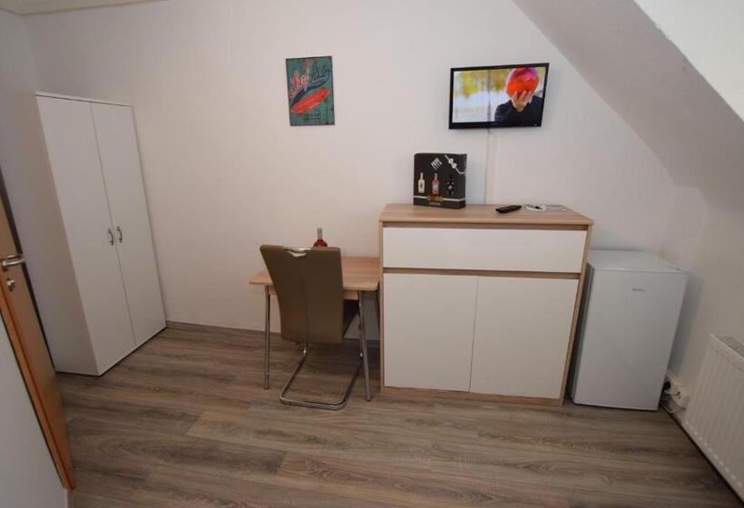 호스텔 Monteurzimmer Kirchheim Teck