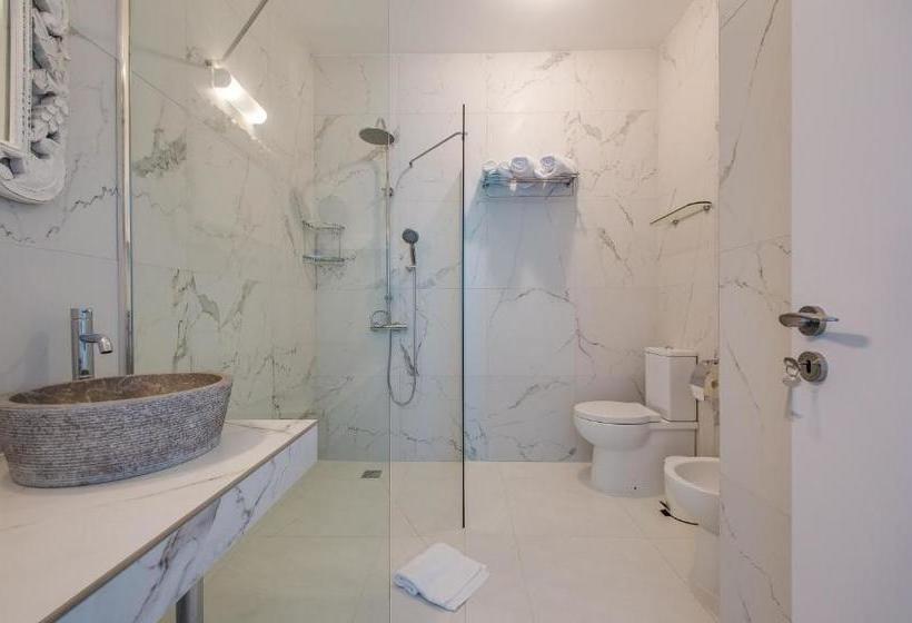 هتل Cape Serenity Resort  Adults Only
