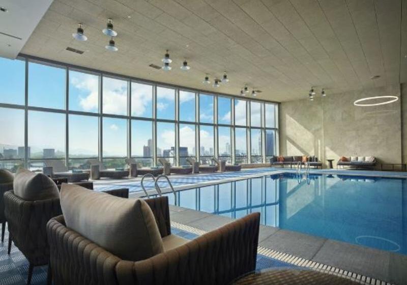 Отель Shangri La Yiwu   Close To Yiwu International Trade Market