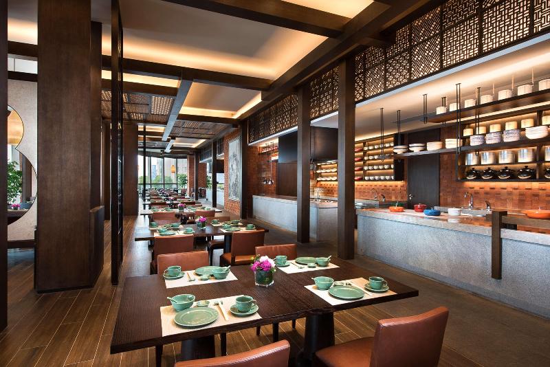 Отель Shangri La Yiwu   Close To Yiwu International Trade Market