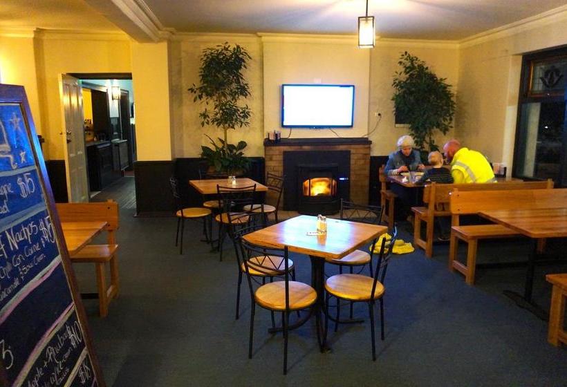 فندق Royal  Cooma