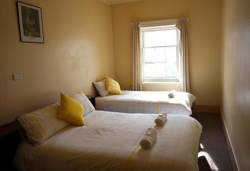 فندق Royal  Cooma