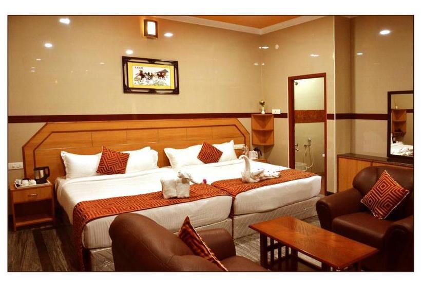 هتل Gvs Residency