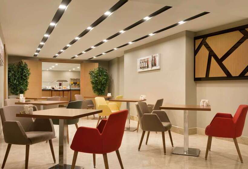 ホテル Ramada Encore Gebze