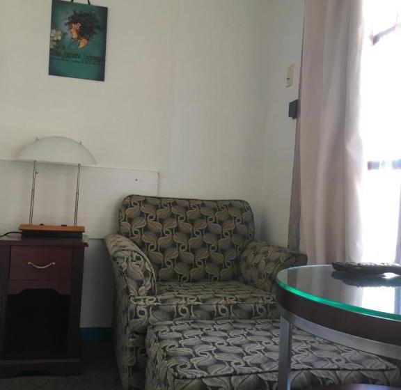 Manor Motel