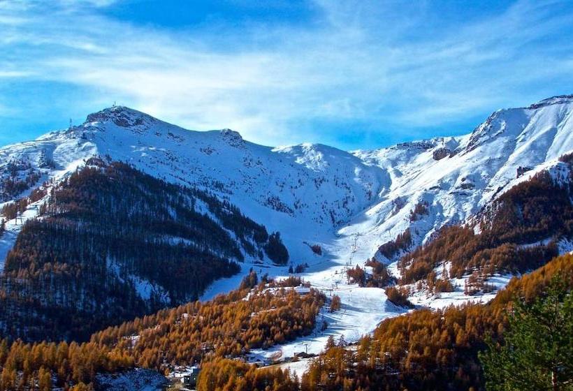 منتجع Le Rabuons