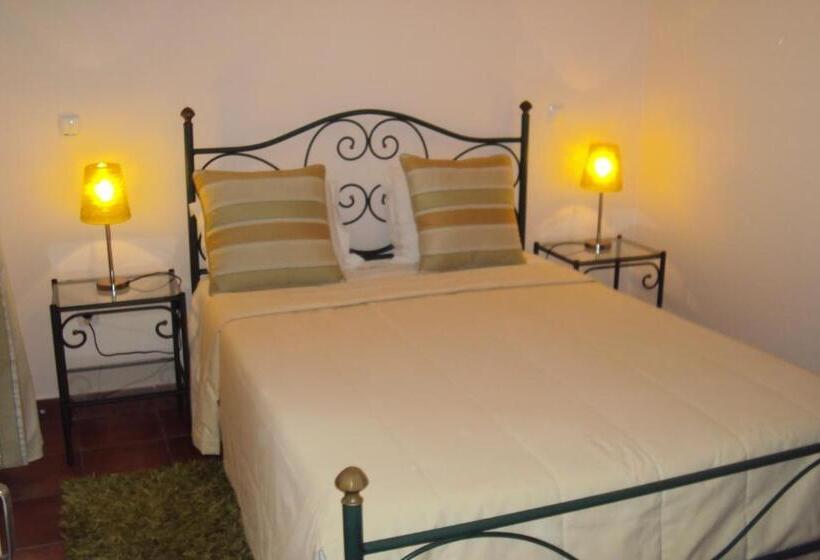مبيت وإفطار Casa Antiga