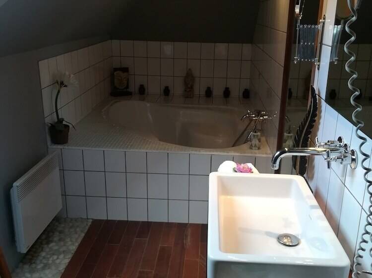 فندق Itsara Suites & Spa