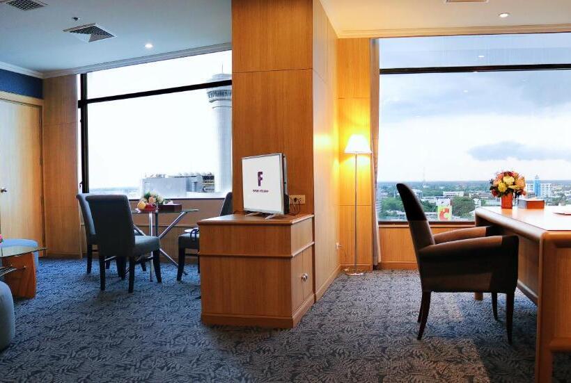 Fortune Hotel Korat  Sha Plus