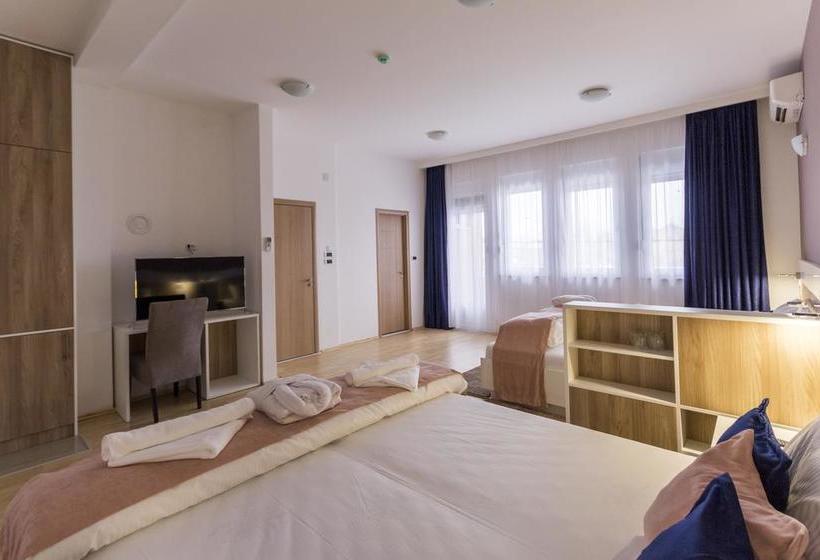 Airport Hotel Garni