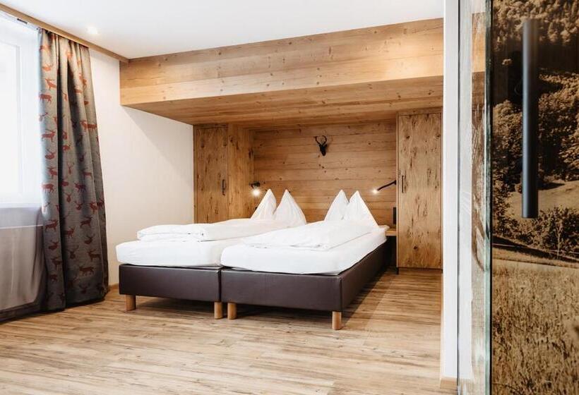 فندق Embacher Sport