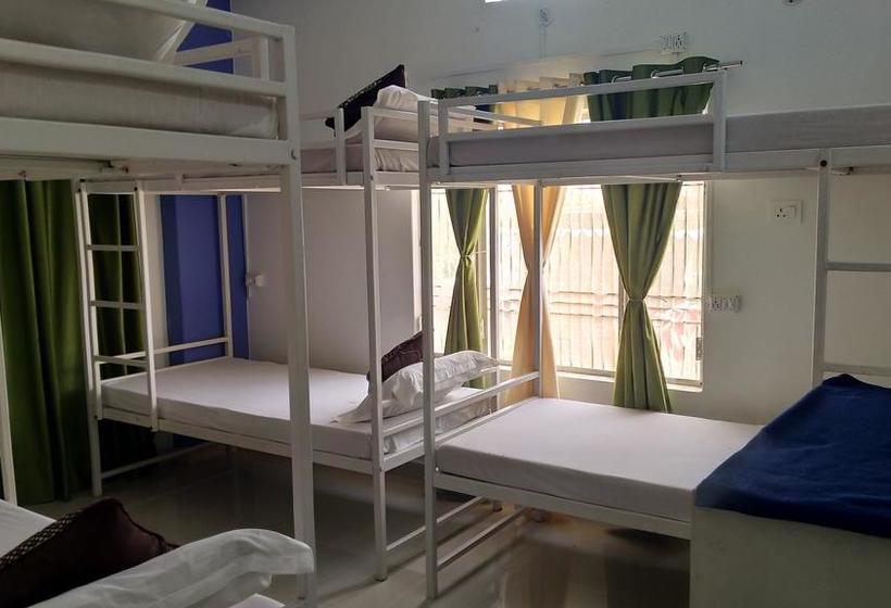 Lake View Hostel