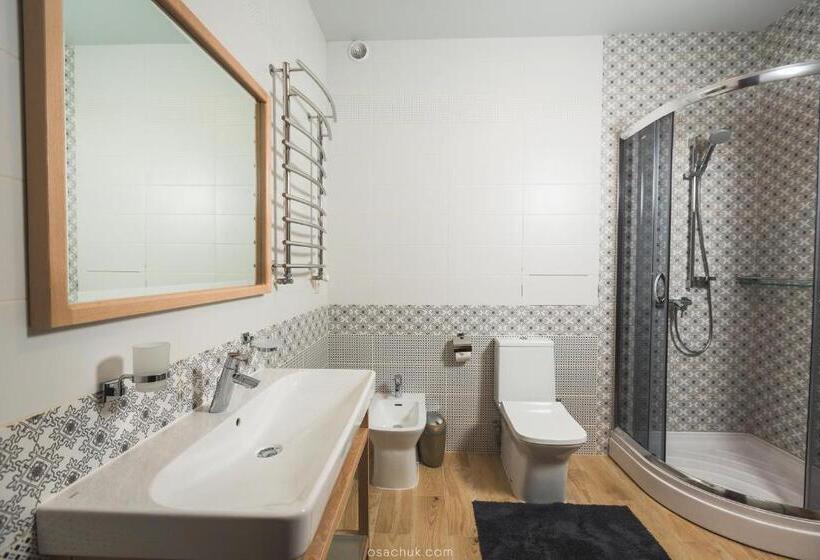 אתר נופש Westhills Cottage Town & Spa