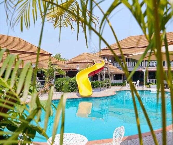 Baan Dara Resort