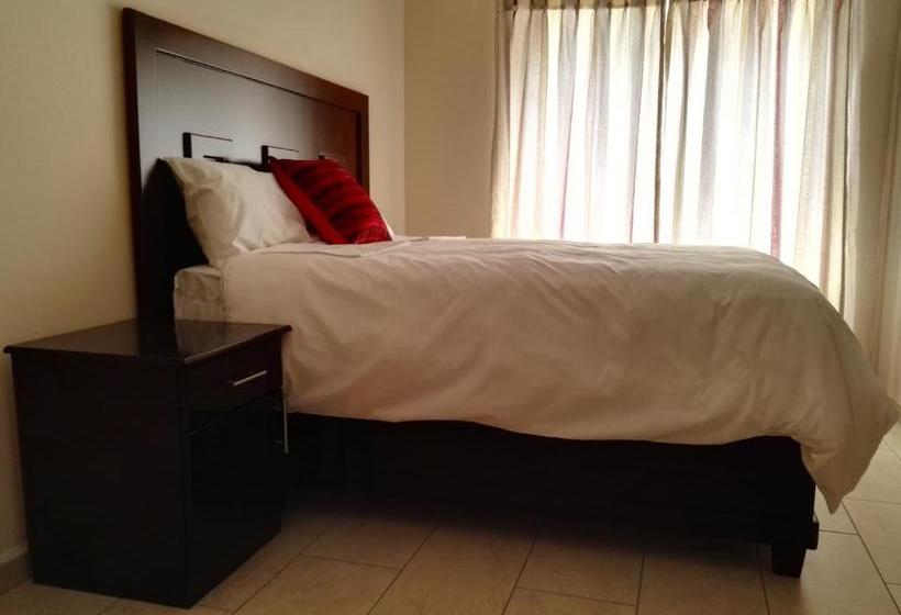 تختخواب و صبحانه Khamanzi Lodge
