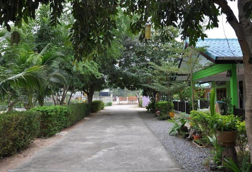 Feel Good Resort