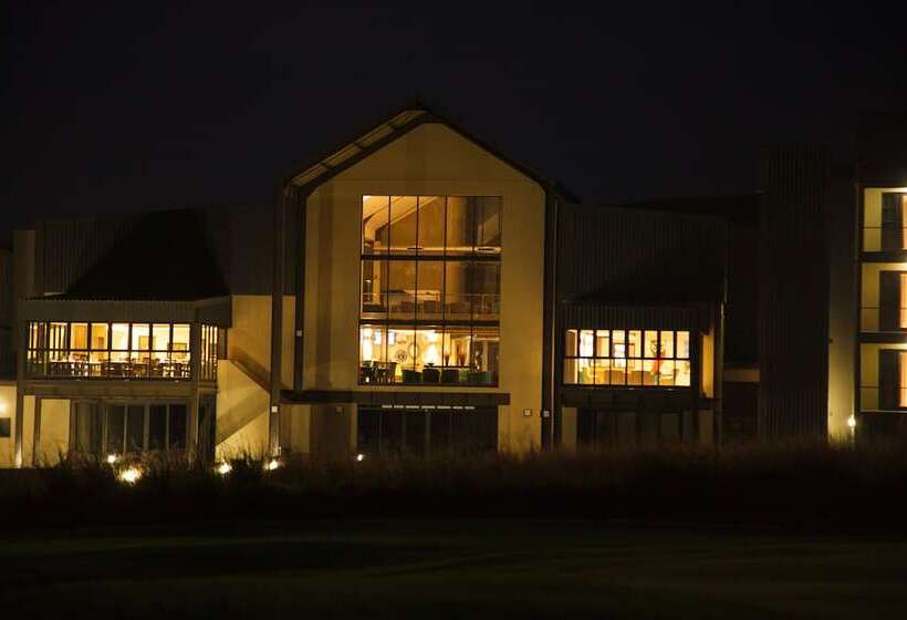هتل Anew Resort Vulintaba Newcastle