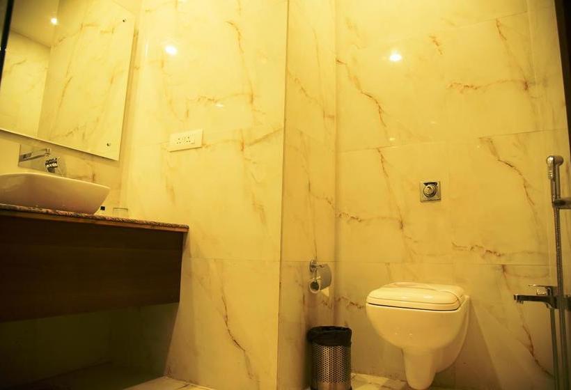 בית מלון כפרי The Amor