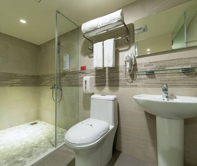 Xinshehotel   Chungli