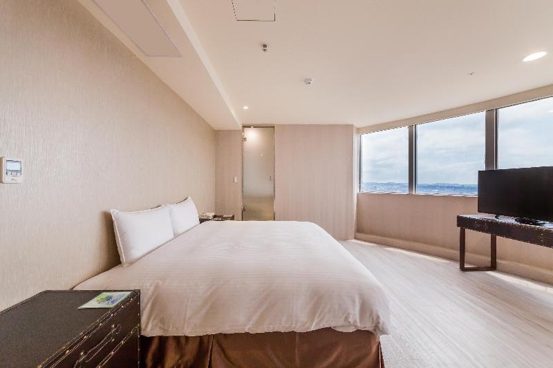 Xinshehotel   Chungli