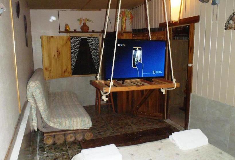 تختخواب و صبحانه Jarabacoa Family Hostel
