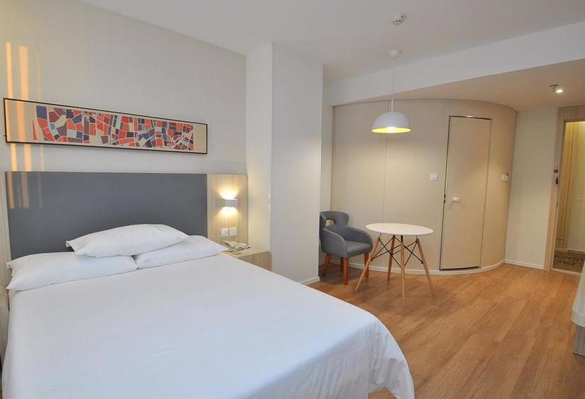 Elan Hotel Nanjing North Daqiao Road Red Sun Plaza