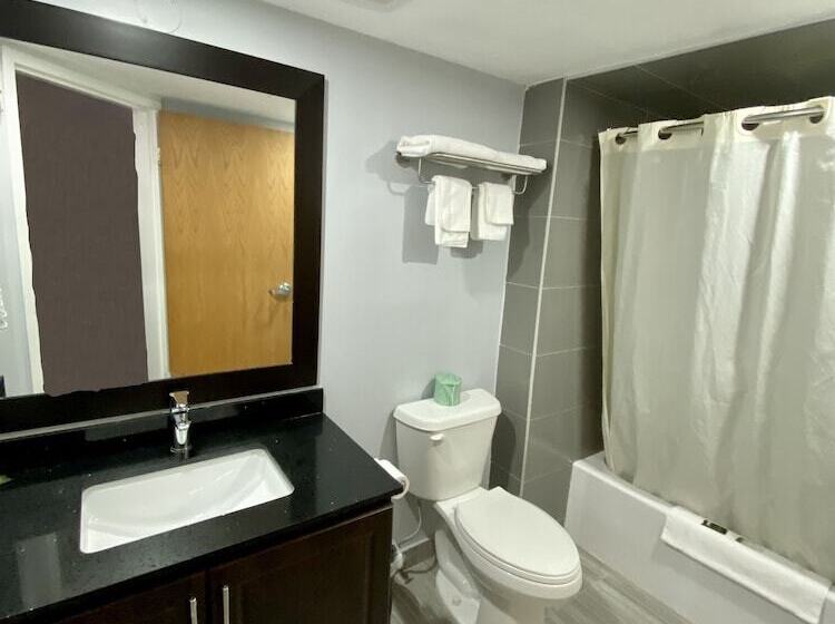 Kenora Motel