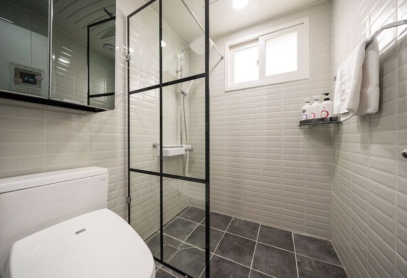 فندق على الطريق Malu Hotel Suwon