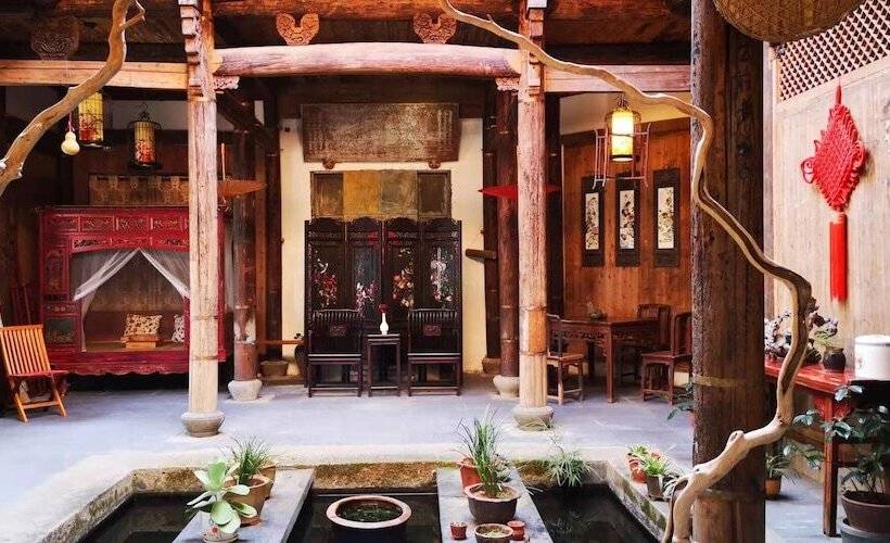 استراحتگاه Huangshan Huizhou Creek Villa