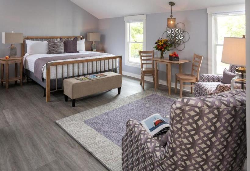 تختخواب و صبحانه The  Saugatuck  Adults Only