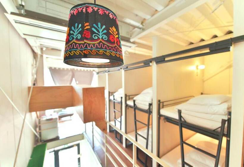Chillulu Hostel