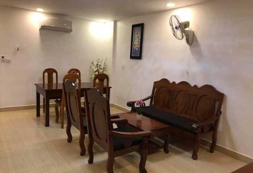 בית מלון כפרי Ny Ka Smy