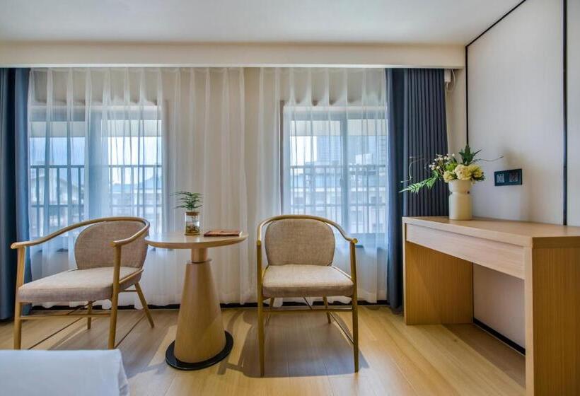 Hotel Yiwu Baide Theme