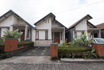 هتل Zen Rooms Cemara Bedugul