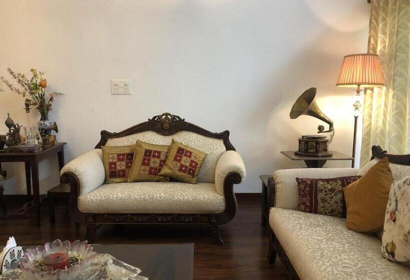 مبيت وإفطار Luxurious Homestay  Chandīgarh