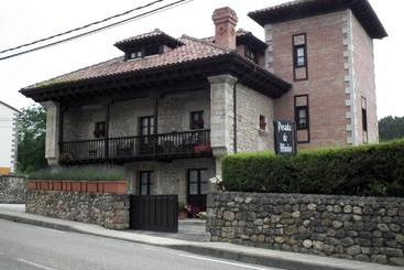 تختخواب و صبحانه Posada De Muño