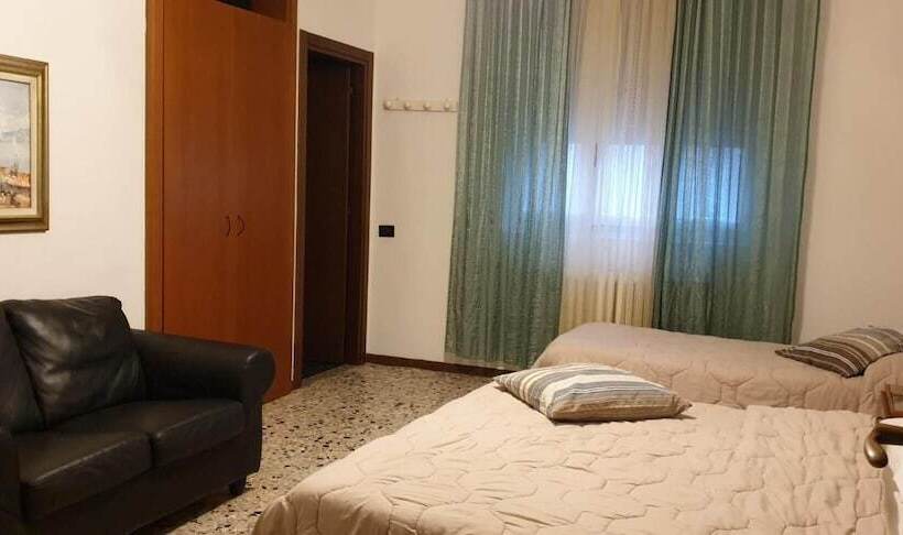 فندق Ristorante Albergo Roma