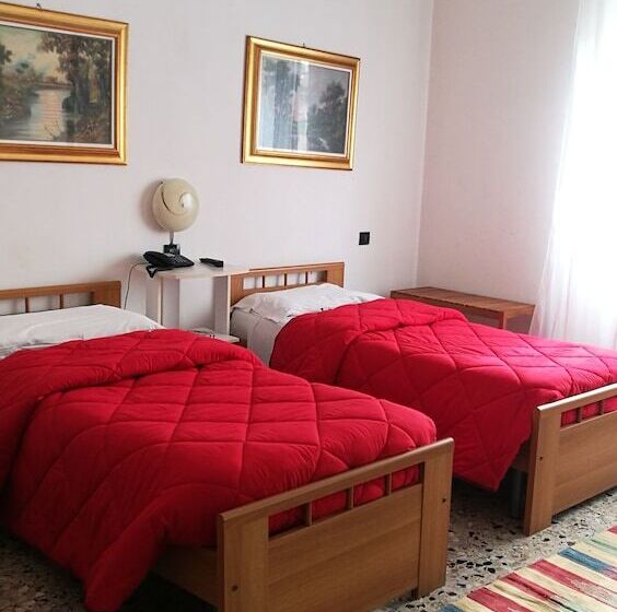 فندق Ristorante Albergo Roma