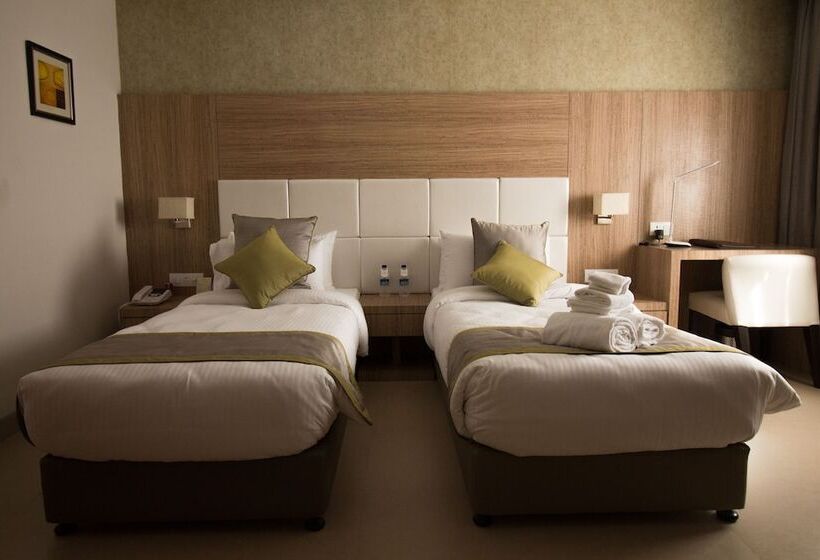 فندق The Maureen