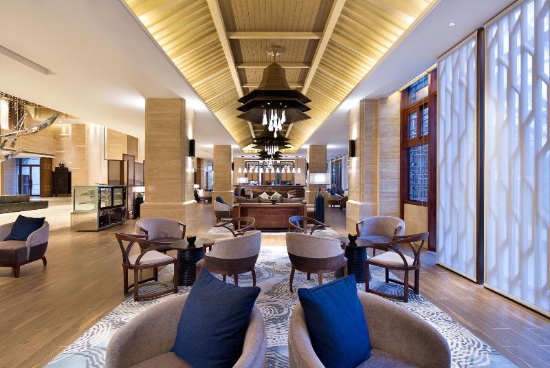 فندق Wyndham Grand Plaza Royale Wenchang