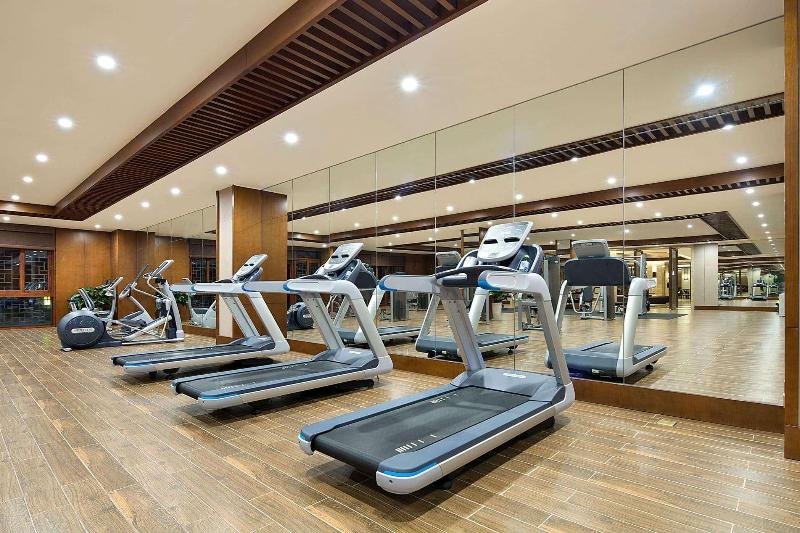 فندق Wyndham Grand Plaza Royale Wenchang